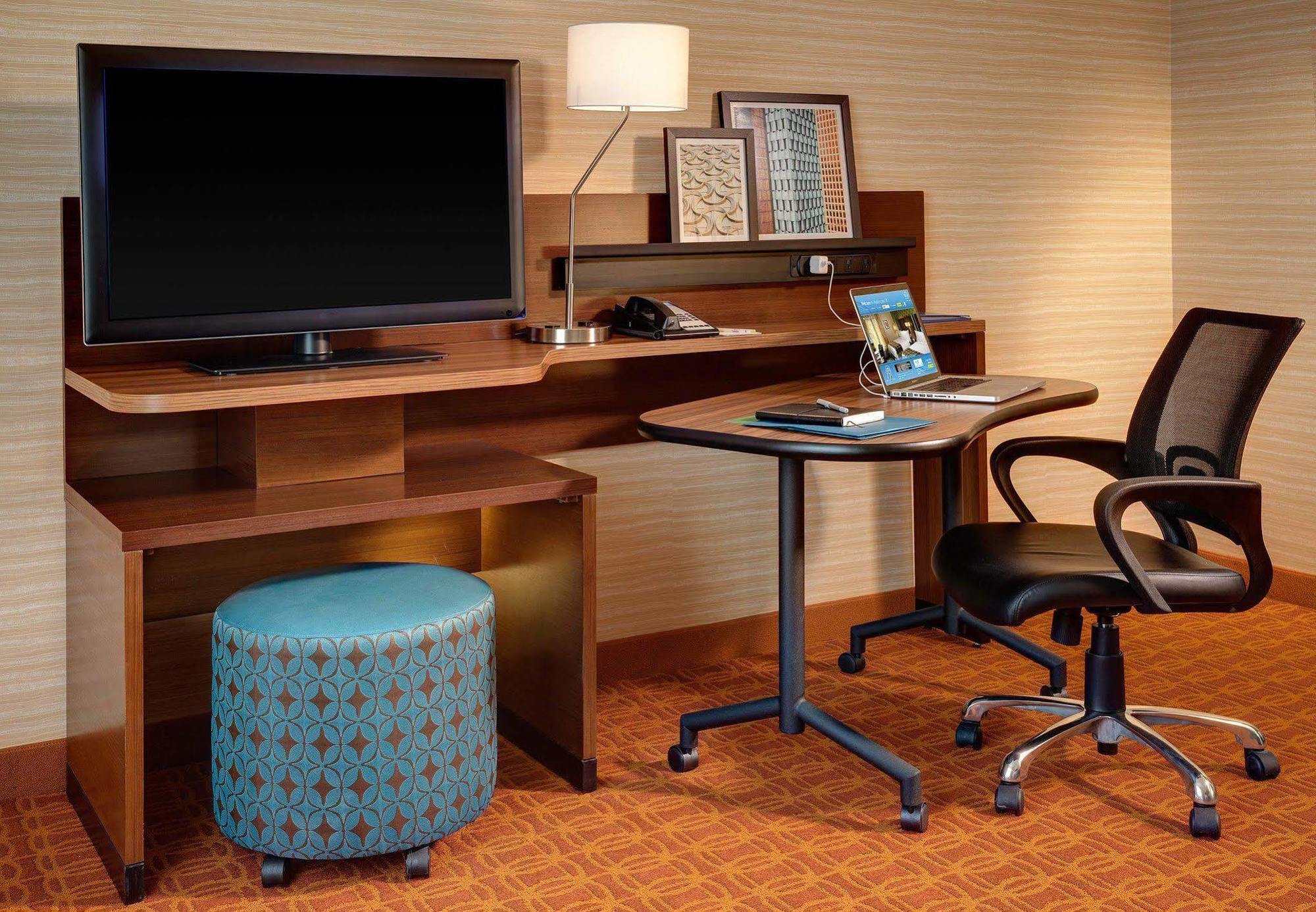 Fairfield Inn & Suites By Marriott Austin Сан Маркос Екстериор снимка