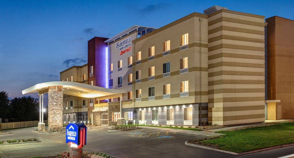 Fairfield Inn & Suites By Marriott Austin Сан Маркос Екстериор снимка